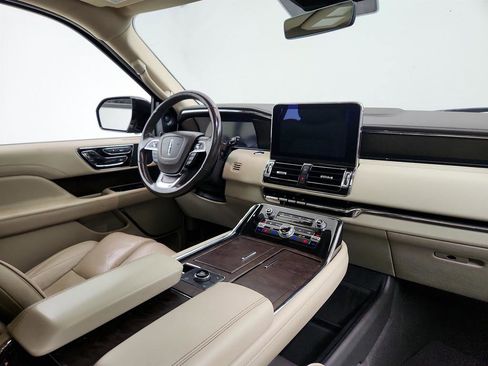 Used 2019 Lincoln Navigator Reserve w/ Cargo Package image 27
