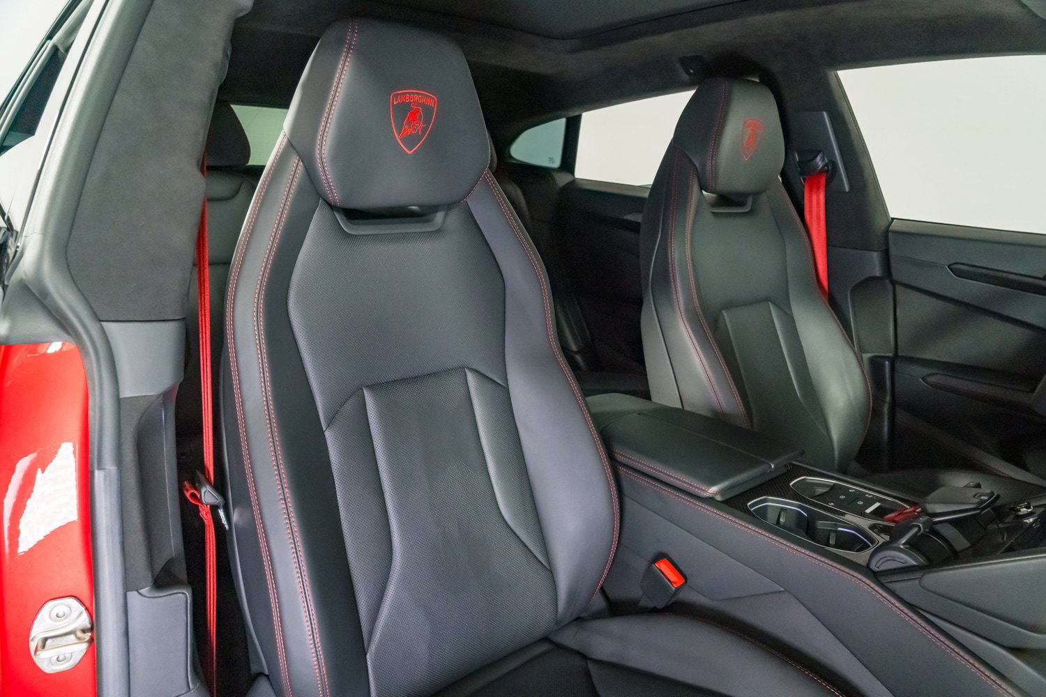 Used 2023 Lamborghini Urus S AWD/4WD image 31