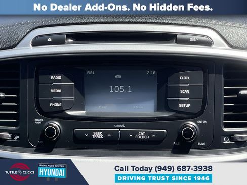 Used 2017 Kia Sorento FWD image 17