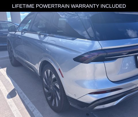 Used 2024 Lincoln Nautilus Reserve w/ Equipment Group 202A AWD/4WD image 4