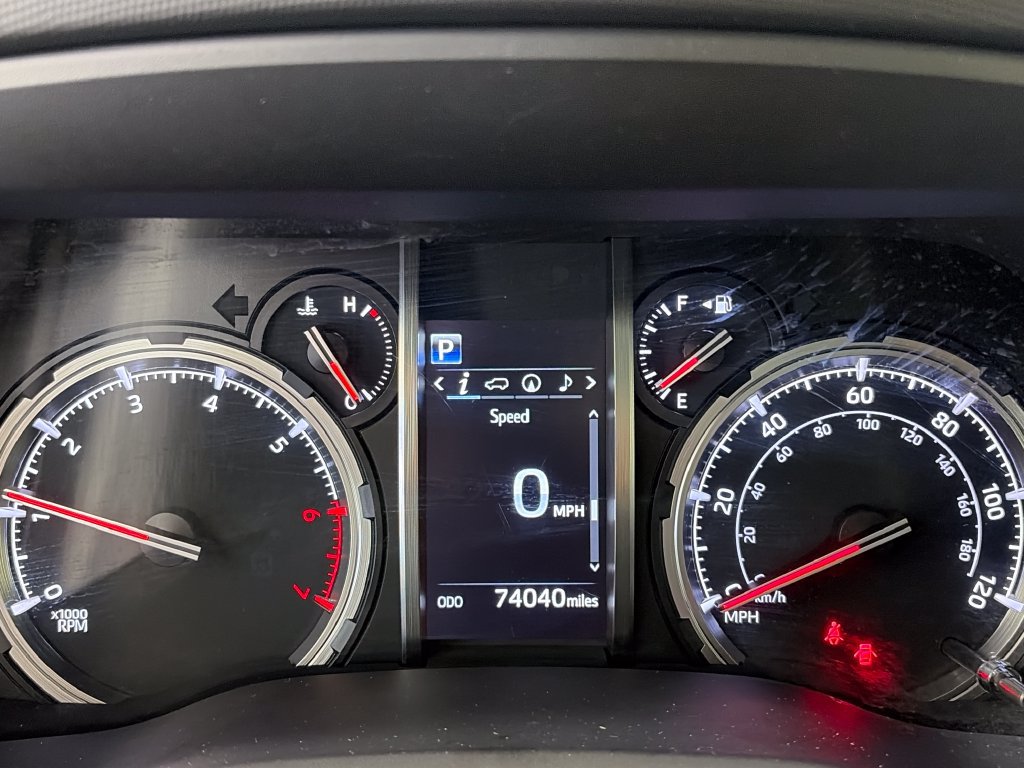 Used 2020 Toyota 4Runner TRD Off-Road Premium w/ Moonroof Package AWD/4WD image 15