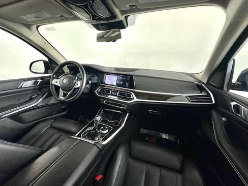 Used 2021 BMW X7 xDrive40i w/ Premium Package AWD/4WD image 2