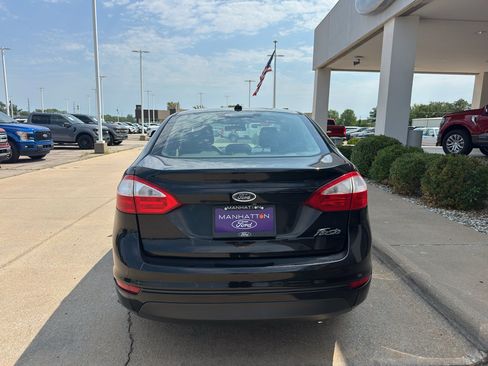 Used 2019 Ford Fiesta S FWD image 12