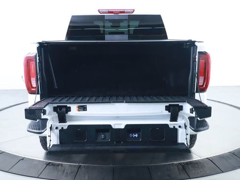 Used 2025 GMC Sierra 1500 AT4 w/ AT4 Premium Package image 15