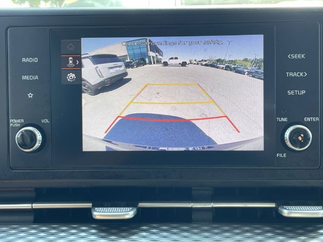 Certified 2024 Kia Carnival LX FWD image 25