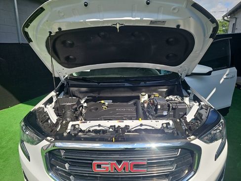 Used 2020 GMC Terrain SLE FWD image 36