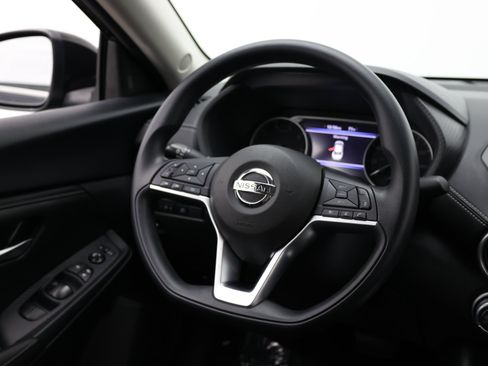 Used 2025 Nissan Sentra SV FWD image 37