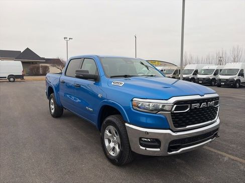 New 2026 RAM 1500 4x4 Crew Cab image 8