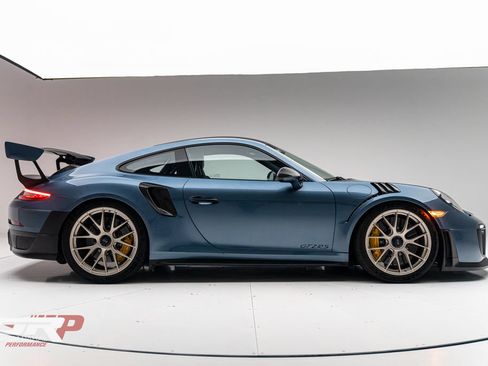Used 2018 Porsche 911 GT2 RS RWD image 9