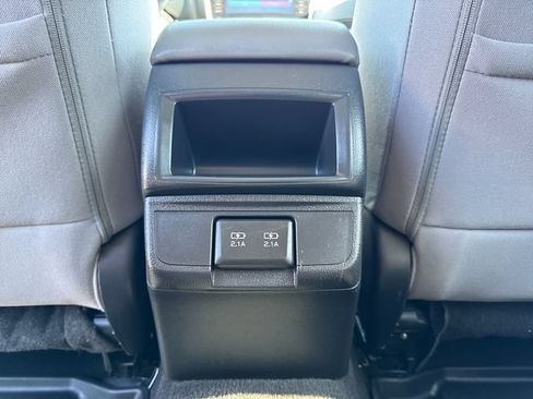 Used 2019 Subaru Outback 2.5i Premium AWD/4WD image 34