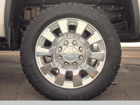 Used 2019 GMC Sierra 3500 Denali w/ Duramax Plus Package image 6