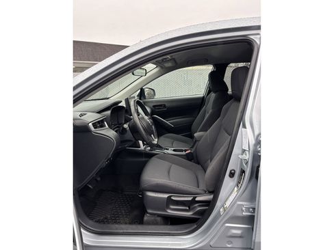 Used 2023 Toyota Corolla Cross LE image 18
