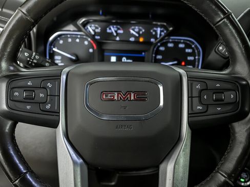 Used 2021 GMC Sierra 1500 SLT w/ SLT Premium Plus Package AWD/4WD image 23