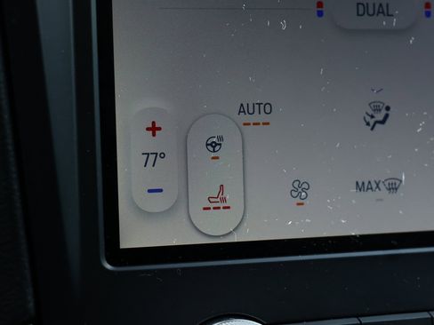 Used 2022 Ford Edge SEL w/ Convenience Package image 22