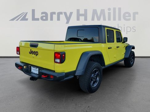 Used 2023 Jeep Gladiator Rubicon w/ Cold Weather Group image 6