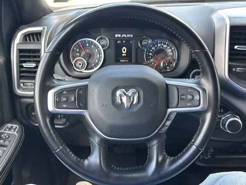 Used 2024 RAM 2500 Big Horn AWD/4WD image 12