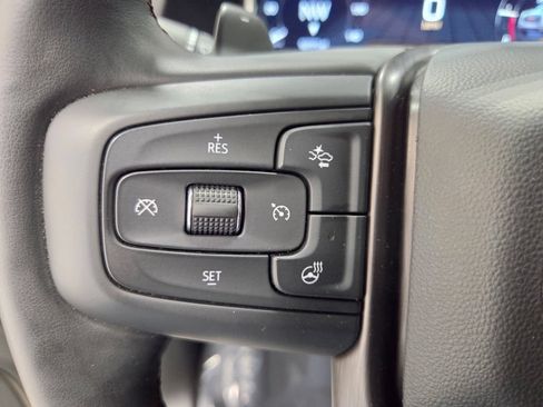 Used 2025 GMC Sierra 1500 AT4 w/ Technology Package AWD/4WD image 32