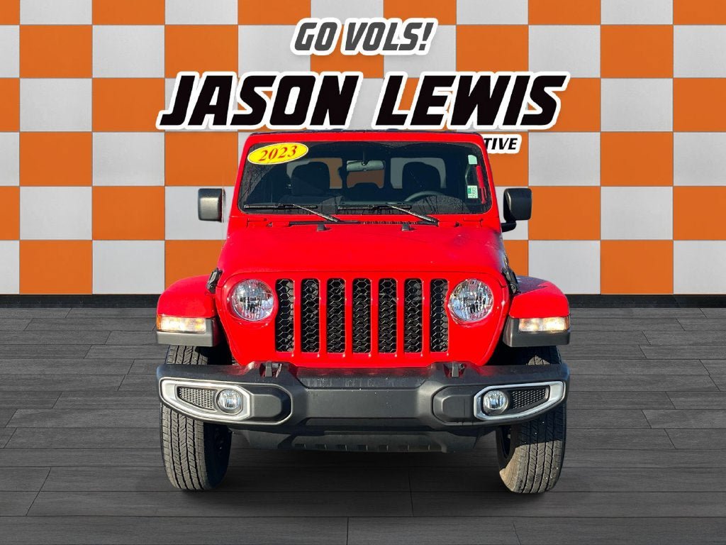 Used 2023 Jeep Gladiator Sport AWD/4WD image 8