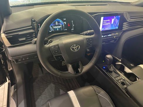 New 2026 Toyota Camry XLE w/ Convenience Package image 2