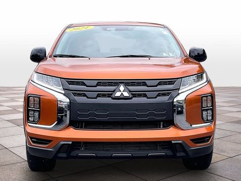 Used 2024 Mitsubishi Outlander Sport LE AWD/4WD image 3