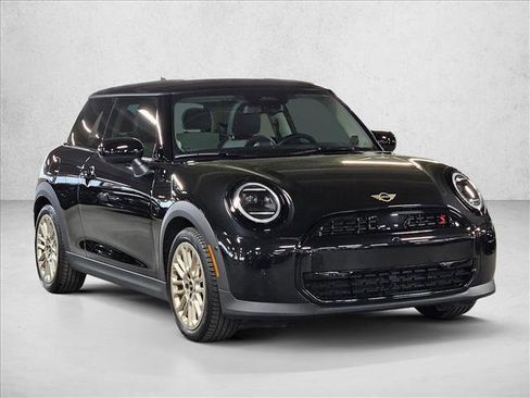 Certified 2025 MINI Cooper S image 3