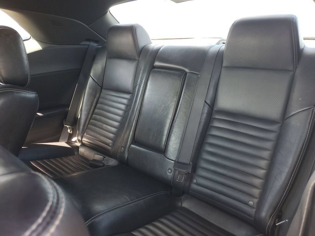 Used 2009 Dodge Challenger R/T RWD image 28