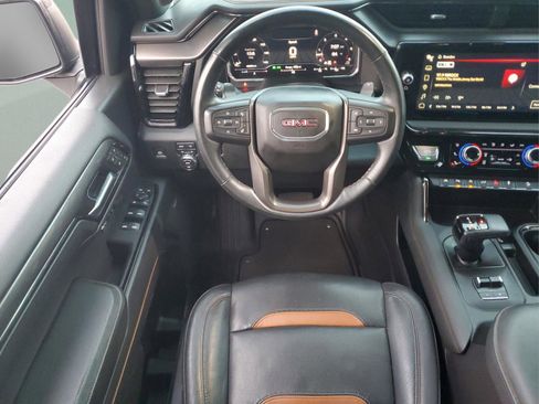 Used 2024 GMC Sierra 1500 AT4 w/ Technology Package image 12