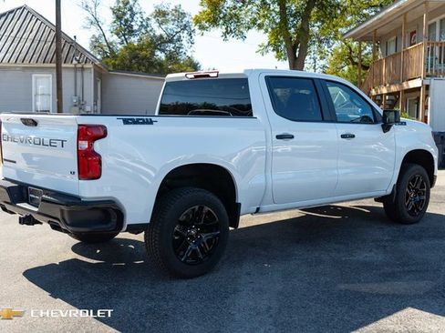 Used 2025 Chevrolet Silverado 1500 LT Trail Boss w/ Dark Appearance Package image 7