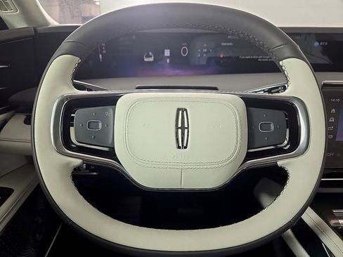 New 2026 Lincoln Nautilus Black Label image 17