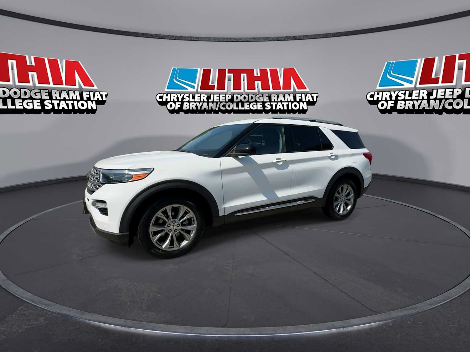 Used 2023 Ford Explorer Limited RWD image 4