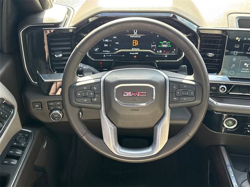Used 2023 GMC Sierra 1500 SLT w/ SLT Premium Package image 24