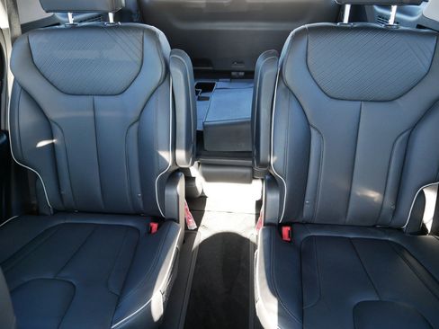 Used 2025 Hyundai Palisade SEL AWD/4WD image 13