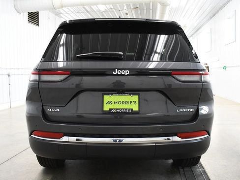 Used 2024 Jeep Grand Cherokee Laredo X image 6