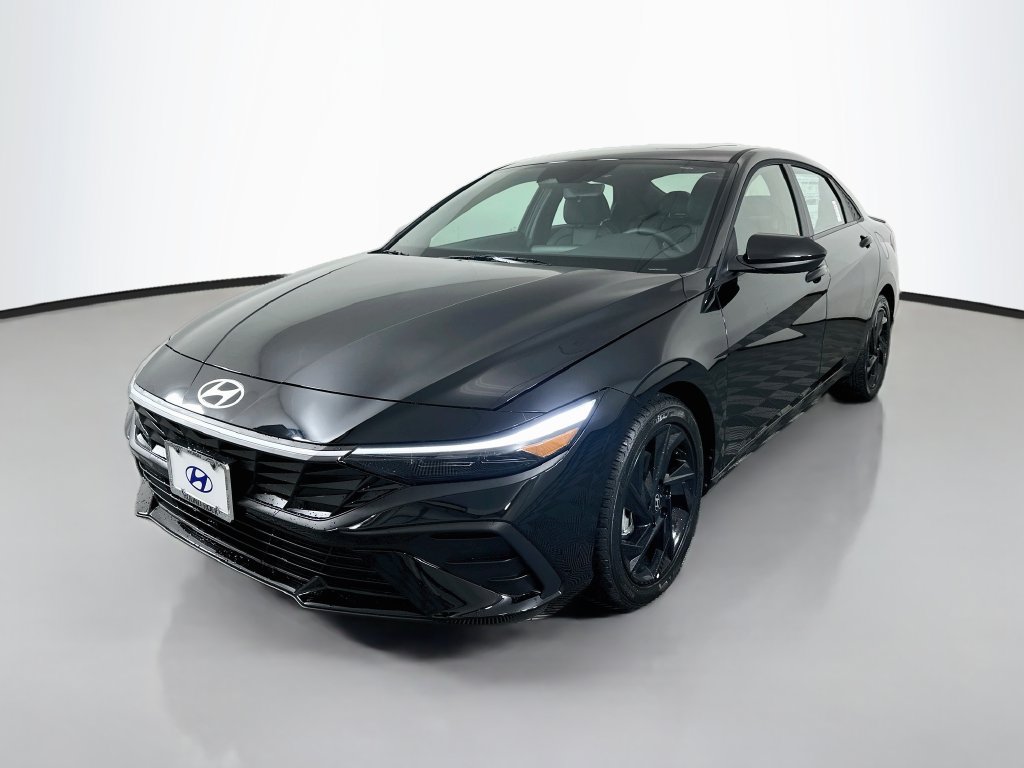 New 2026 Hyundai Elantra SEL Sport FWD image 1