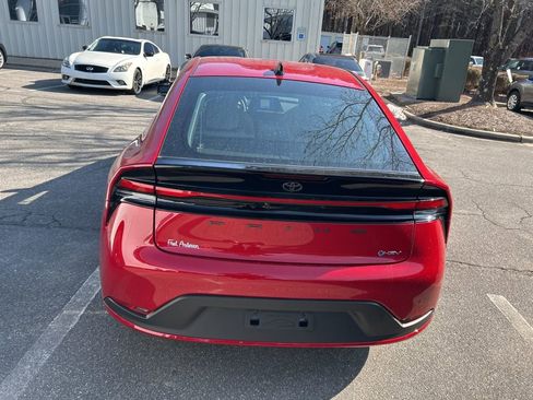 New 2026 Toyota Prius LE image 15