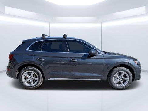 Used 2024 Audi Q5 2.0T Premium image 2