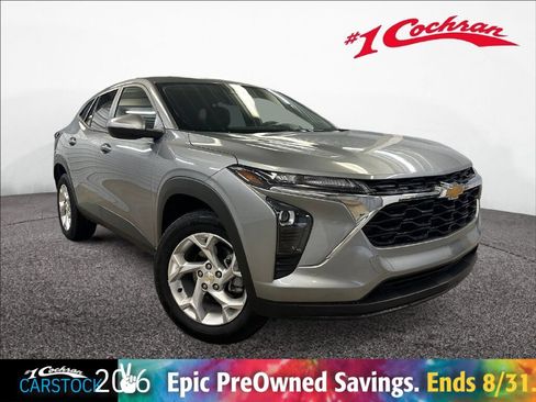 Certified 2024 Chevrolet Trax LS w/ LS Convenience Package FWD image 1