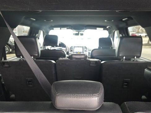 Used 2021 Ford Expedition XLT image 14