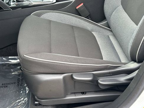 Certified 2024 Chevrolet TrailBlazer LT w/ LT Cold Weather Package FWD image 16