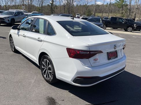 Used 2024 Volkswagen Jetta S FWD image 3