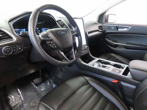 Used 2022 Ford Edge SEL w/ Convenience Package image 8