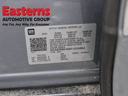 Used 2023 Buick Enclave Essence w/ Experience Buick Package FWD image 37