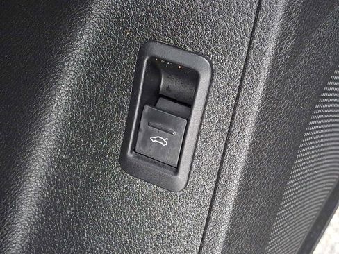 Used 2019 Audi Q3 2.0T Premium Plus w/ Premium Plus Package image 24