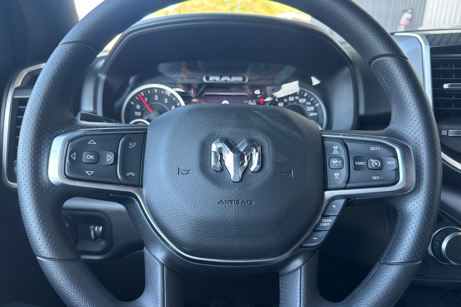 New 2026 RAM 1500 Express AWD/4WD image 21