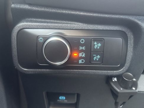 Used 2022 Ford Bronco Big Bend image 20