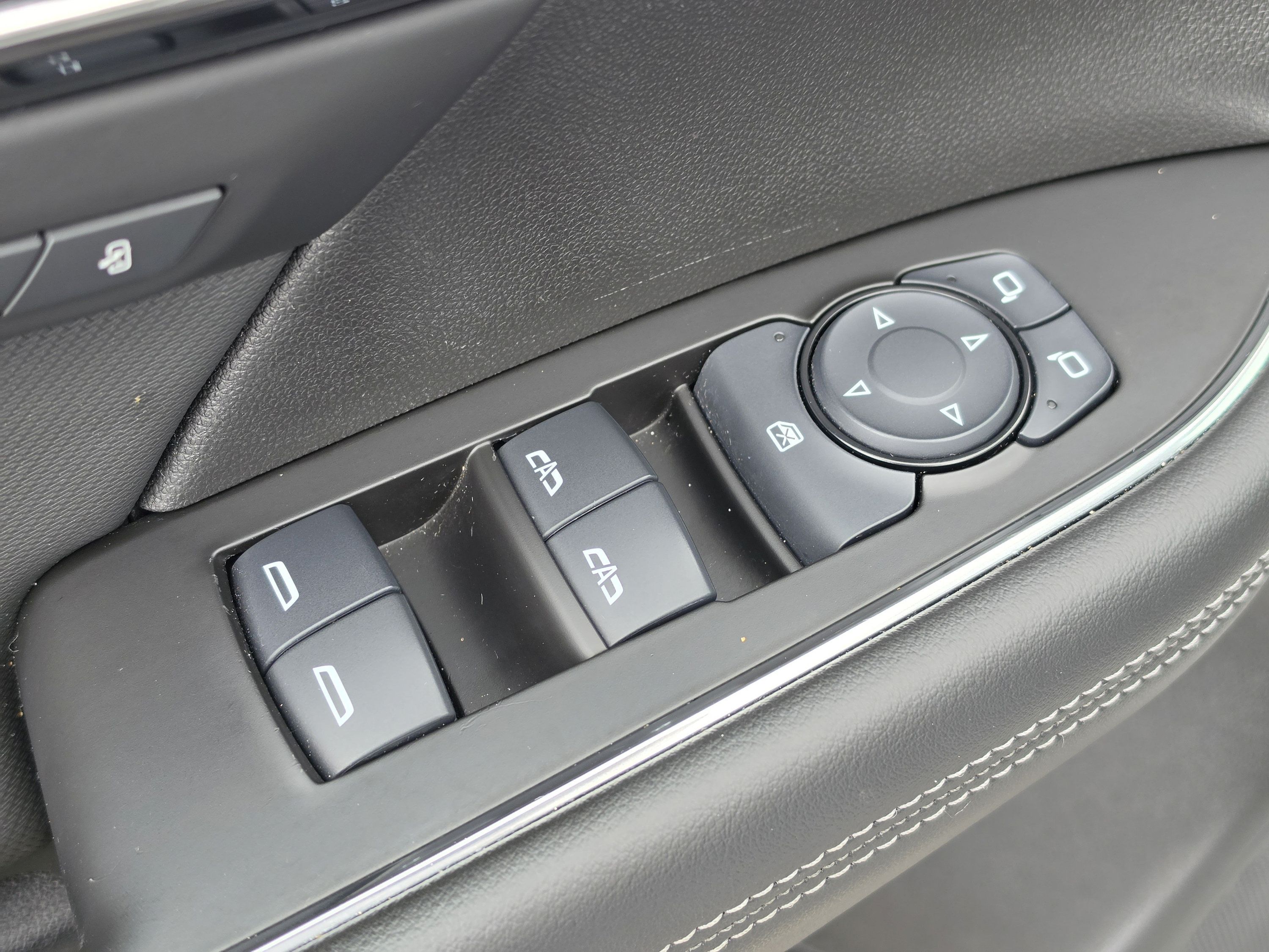 Used 2024 Buick Envision Preferred AWD/4WD image 22
