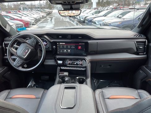 Used 2022 GMC Sierra 1500 AT4 w/ AT4 Premium Package image 16