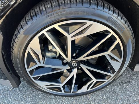 New 2025 Hyundai Ioniq 6 SEL image 10