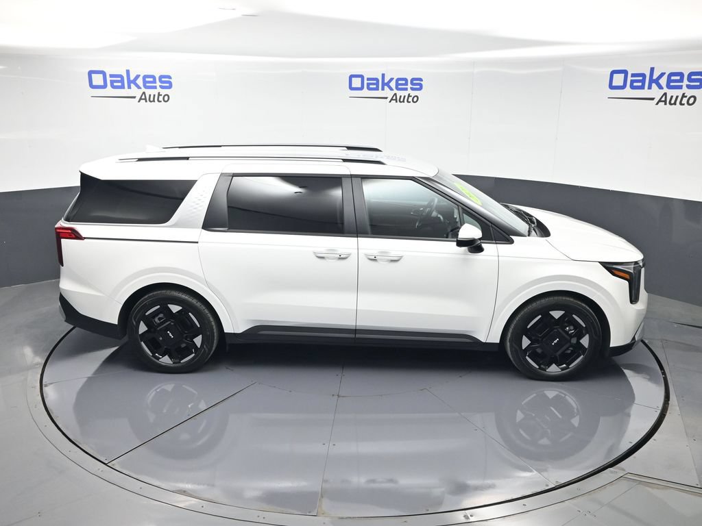 Certified 2026 Kia Carnival EX FWD image 53