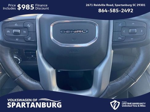 Used 2022 GMC Yukon XL Denali w/ Denali Premium Package image 20